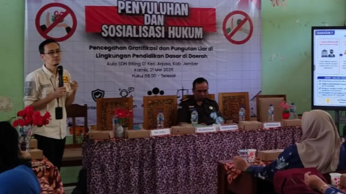 Kepala sekolah, pengawas, dan bendahara diingatkan agar taat aturan demi mencegah gratifikasi dan pungli di lingkungan sekolah dasar. (BPBH FH UNEJ)