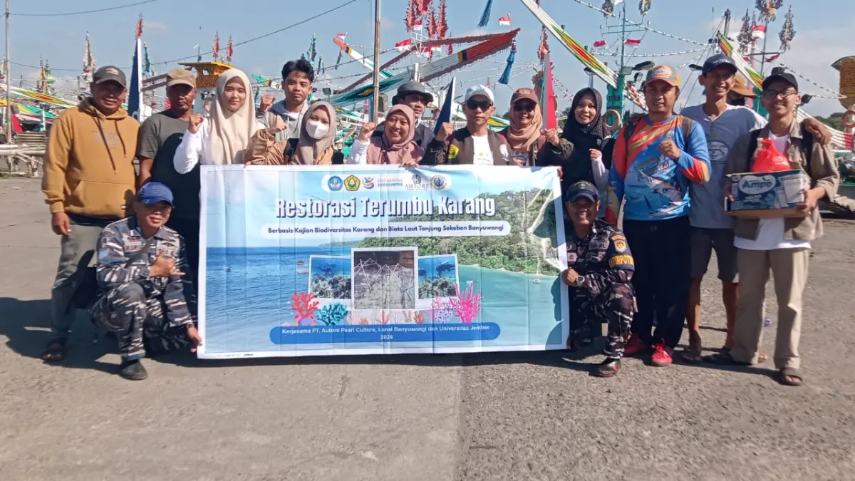 Restorasi Terumbu Karang Berbasis Kajian Biodiversitas Digelar di Tanjung Sekeben Banyuwangi
