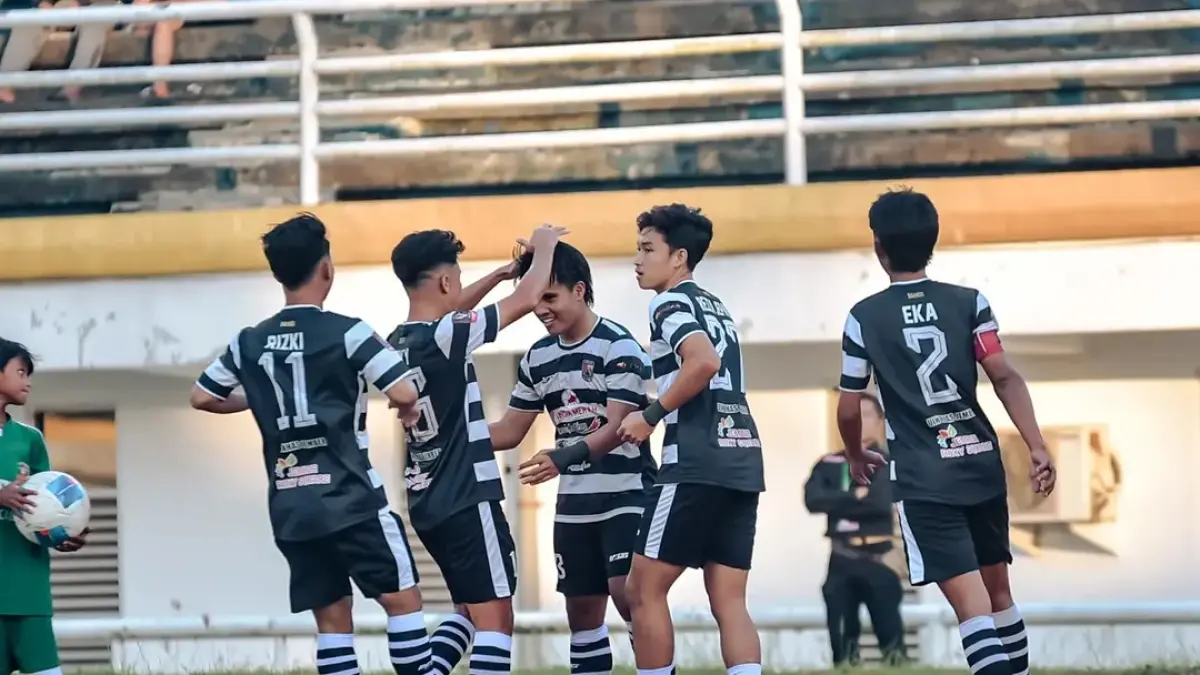 Selebrasi pemain Persid Jember usai menjebol gawang Golden FC Merauke, di Stadion JSG (31/5/2026). (Dok. Persid Jember)