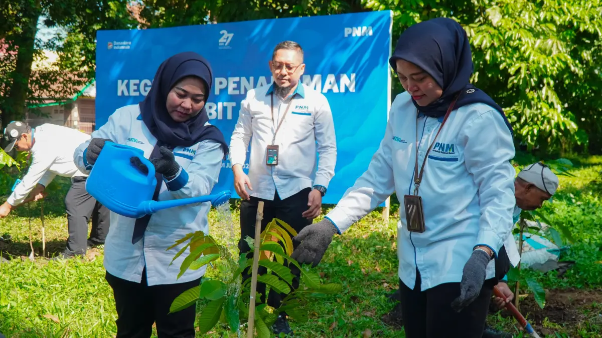 Dari Pakaian, Buku, hingga 29.000 Pohon: PNM Perluas Makna Pemberdayaan di Masyarakat Akar Rumput