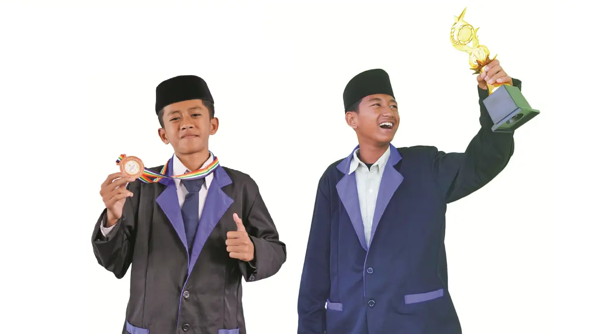 PRESTASI: Santri SMP Nuris Jember yang membawa pulang medali di Porseni tingkat kabupaten. (SMP NURIS JEMBER) 