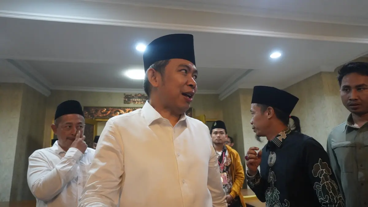 "Mudah-mudahan ini menjadi salah satu jalan keluar untuk penanganan sampah di Jember." MUHAMMAD FAWAIT, Bupati Jember. (MAULANA/JAWA POS RADAR JEMBER)
