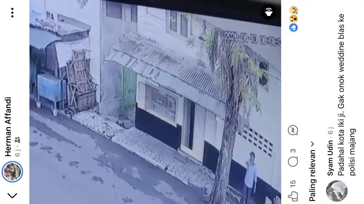 Tangkap layar rekaman CCTV saat maling masuk ke rumah lansia di Lumajang, beberapa waktu lalu