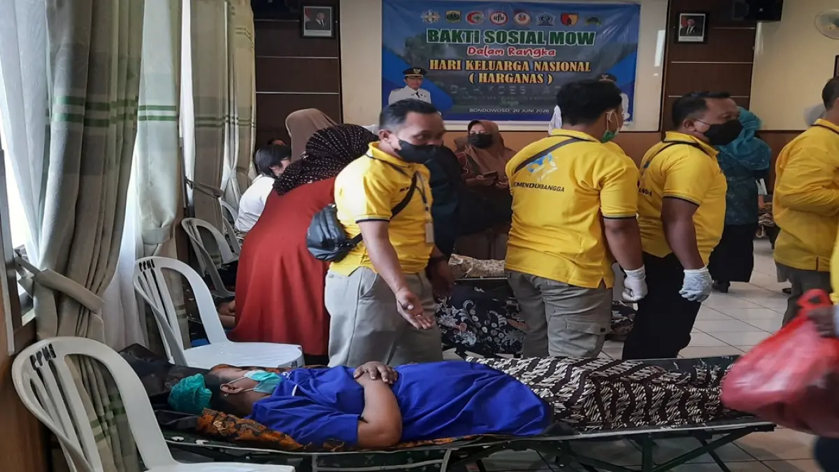 DIRAWAT: Sejumlah perempuan saat usai menajalani program MOW di RSUD Koeasnadi Bondowoso.(FAQIH HUMAINI/RADAR IJEN)