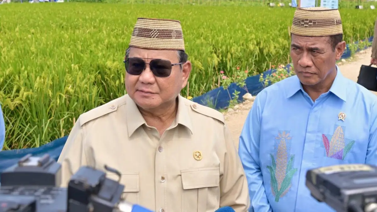 Presiden Prabowo, memberikan keterangan usai acara Puncak Pekan Nasional (PENAS) Petani dan Nelayan XVII Tahun 2026 di Sport Center Limboto, Kabupaten Gorontalo, Provinsi Gorontalo, Rabu (24/6/2026). (Dok. Setpres)