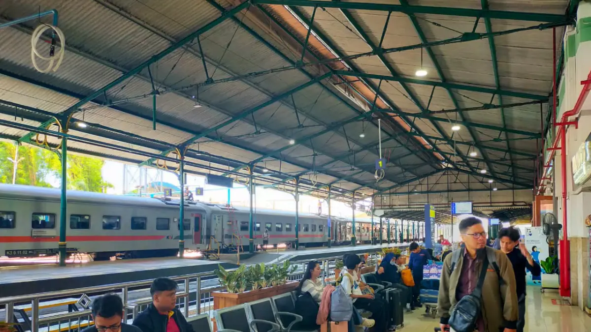 Memasuki Libur Sekolah, Volume Penumpang di KAI Daop 7 Madiun Meningkat, Didukung Diskon Transportasi 30 Persen. (HUMAS DAOP 7)