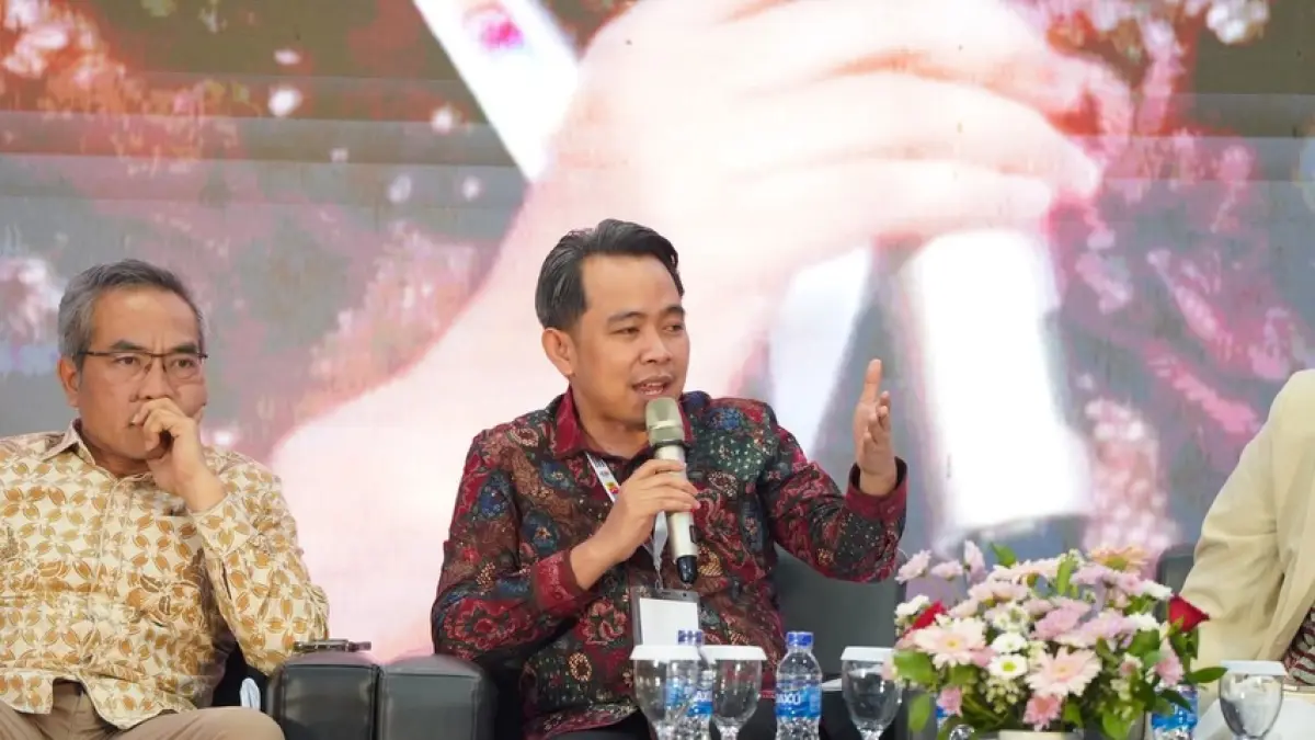 BERI PAPARAN: Gus Fawait saat menjadi pembicara di Konferensi Pendidikan 2026, bersama sejumlah tokoh nasional, dan beberapa undangan lainnya, di Sleman, Yogyakarta, Kamis (2/7). (DOK. GUS FAWAIT)