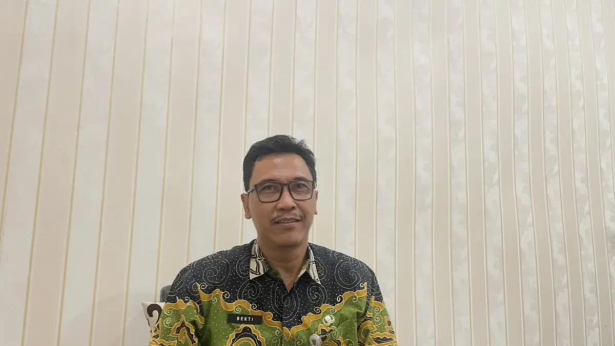 FOTO : Sekretaris Dinas Kependidikan dan Kebudayaan (Dindikbud) Lumajang, Bekti Sawiji.
