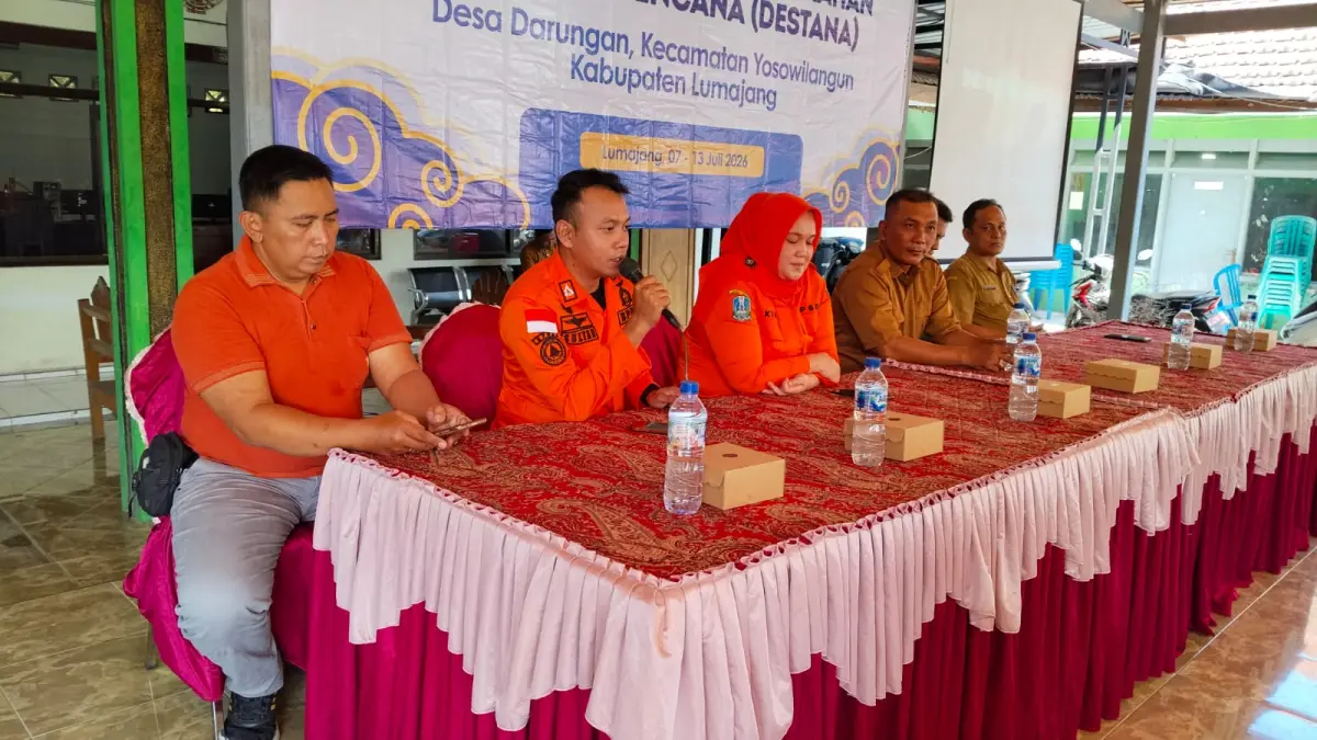 BENTUK: Pemkab Lumajang membentuk desa tangguh bencana (Destana) di Desa Darungan, Kecamatan Yosowilangun. (ATIEQSON/RJ)