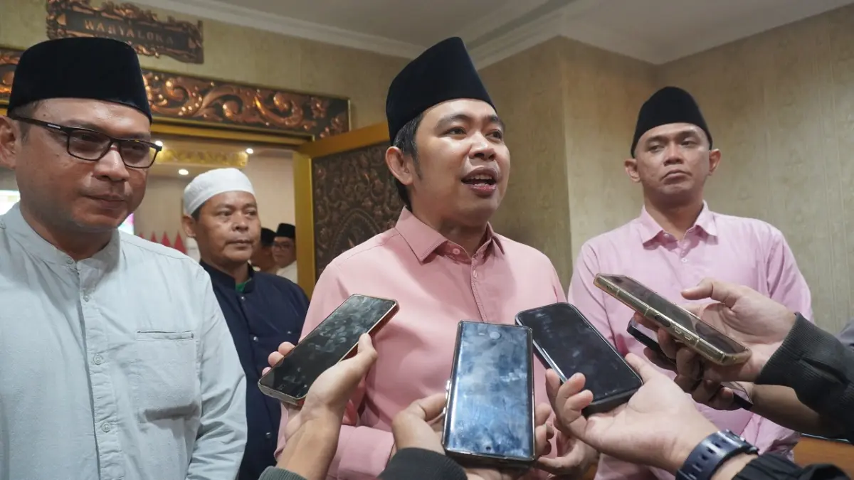 "Komitmen stabilitas ini akan terus kita kawal bersama demi menjaga kesejahteraan warga." MUHAMMAD FAWAIT, Bupati Jember. (MAULANA/RADAR JEMBER)
