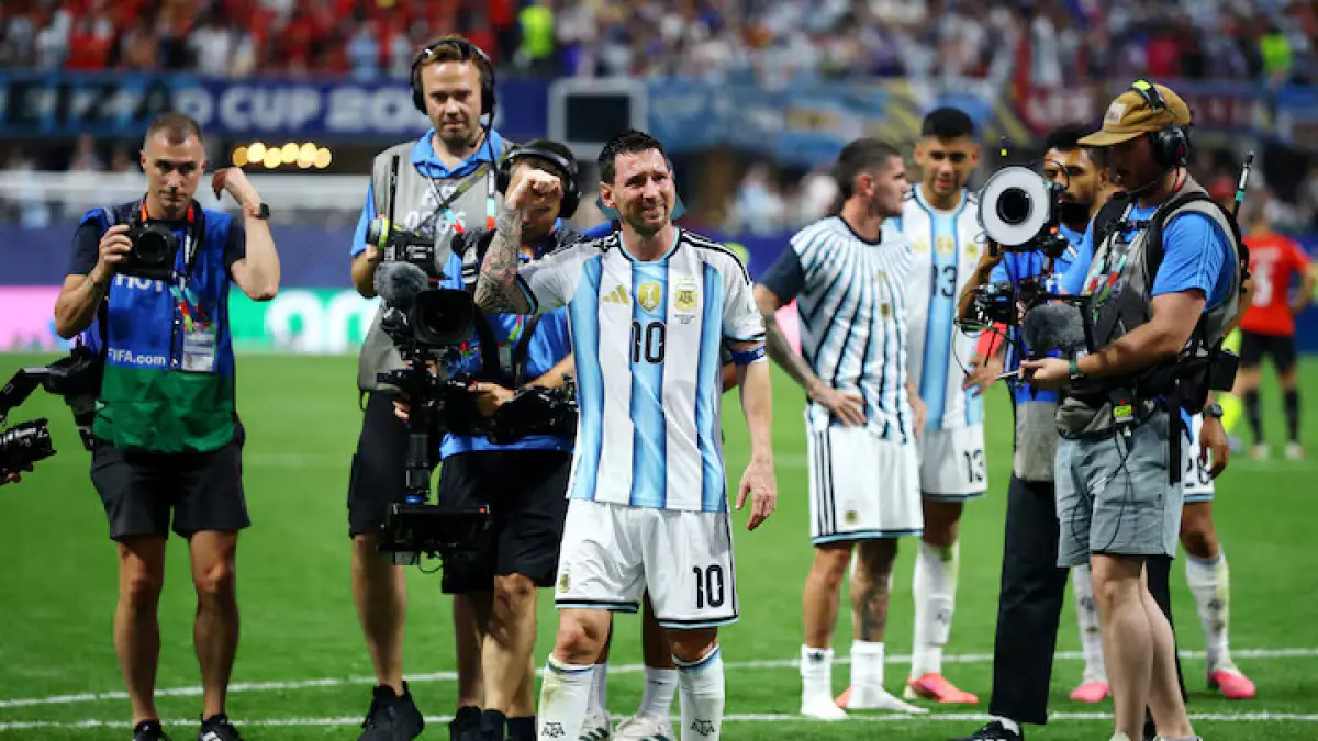 Lionel Messi merayakan gol setelah pertandingan melawan Mesir, (7/2/2026). (Carlos Barria/REUTERS)