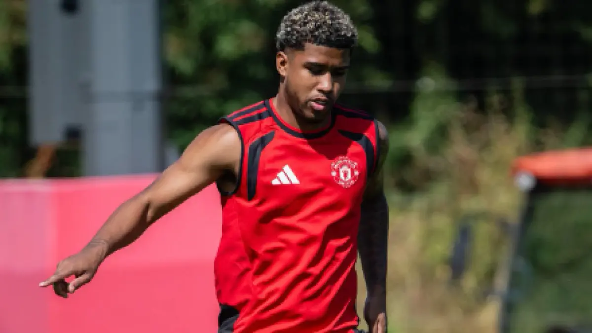 Andrey Santos sudah gabung bersama Man United