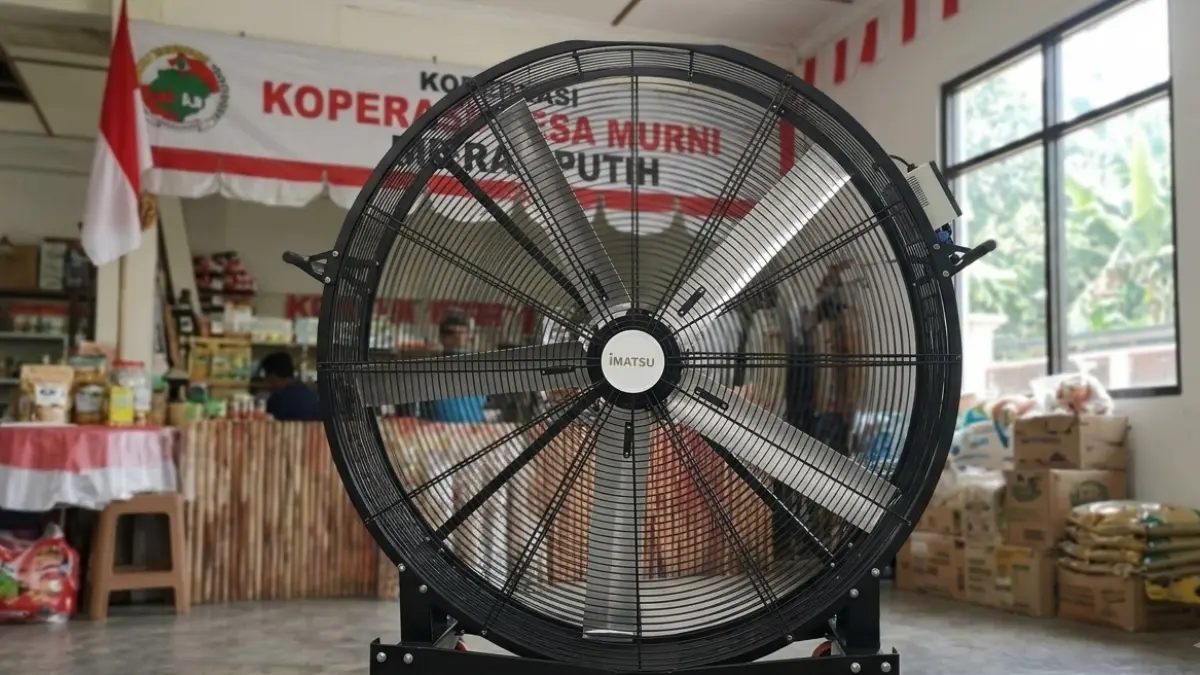 Kipas yang dianggarkan senilai 1,8 T untuk operasional Kopdes Merah Putih. (ilustrasi diolah dengan AI)