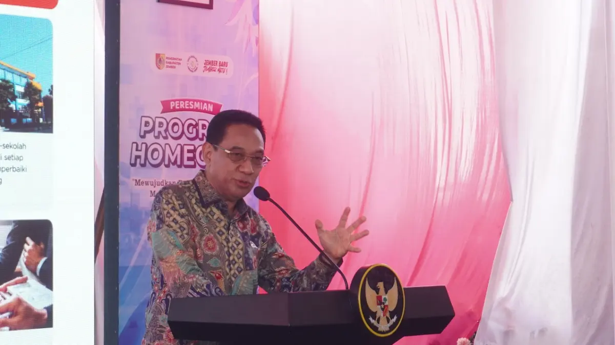 "Kita akan piloting dulu, jadi tahun-tahun ke depan kalau sukses, bisa dibuat secara nasional dan dipaparkan ke Presiden." BENJAMIN PAULUS OCTAVIANUS, Wamenkes RI. (MAULANA/RADAR JEMBER)
