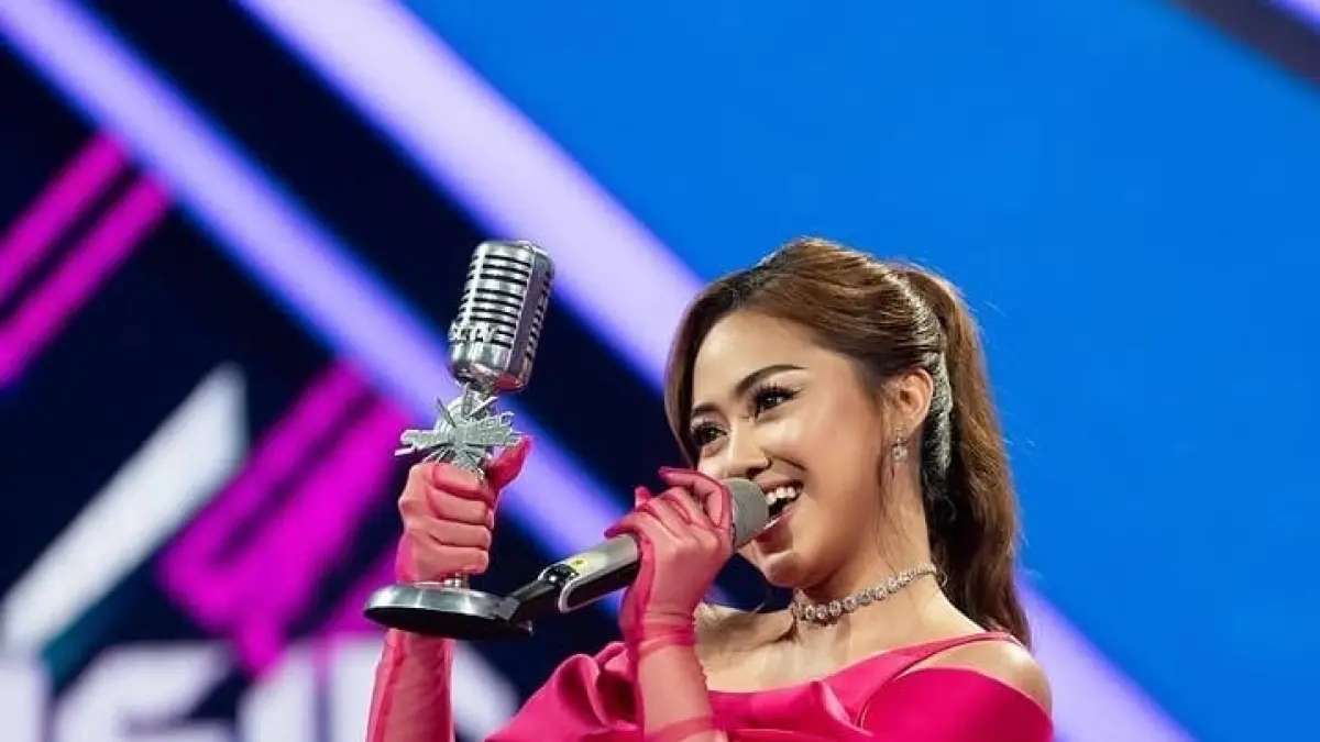 Sisca Saras di Award SCTV (Instagram @Siscasaras)