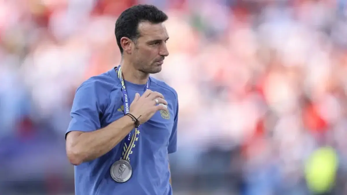Lionel Scaloni mempublikasikan surat yang menyentuh hati di akun media sosialnya seminggu setelah final Piala Dunia 2026. (Catherine Ivill - AMA/Getty Images)
