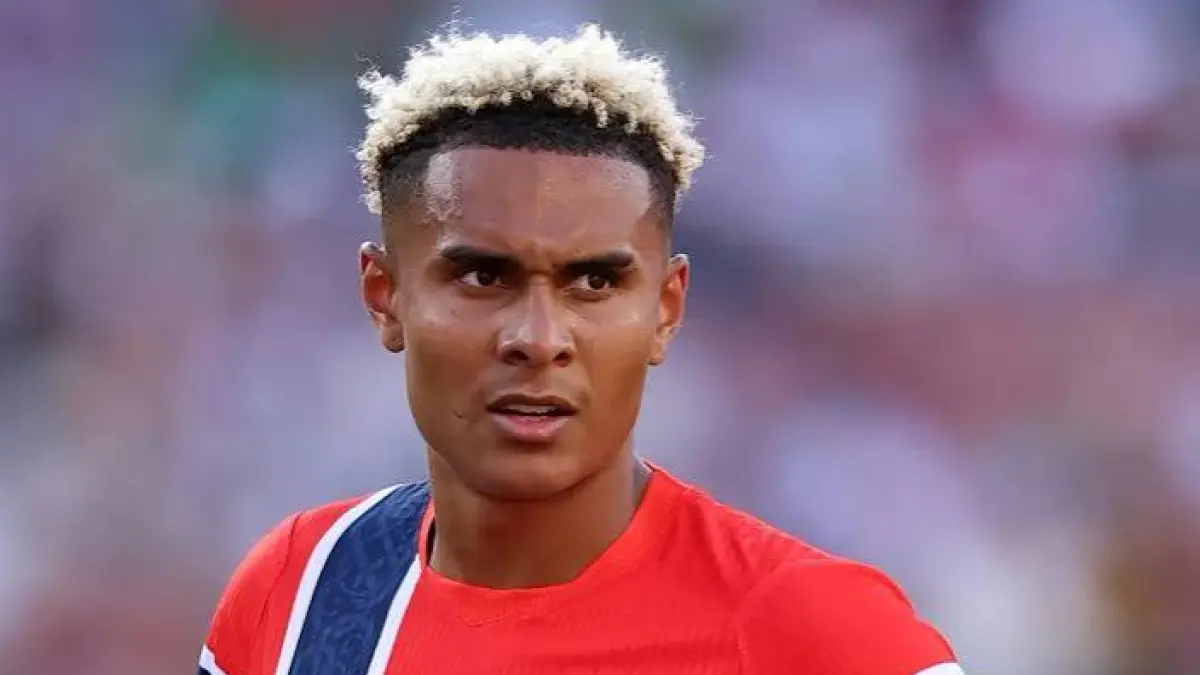Winger RB Leipzig, Antonio Nusa, dikabarkan menjadi target utama AS Roma pada bursa transfer musim panas 2026. Giallorossi disebut tengah berupaya mencapai kesepakatan dengan klub Bundesliga tersebut untuk memperkuat lini serang. (WORLD SOCCER TALK)