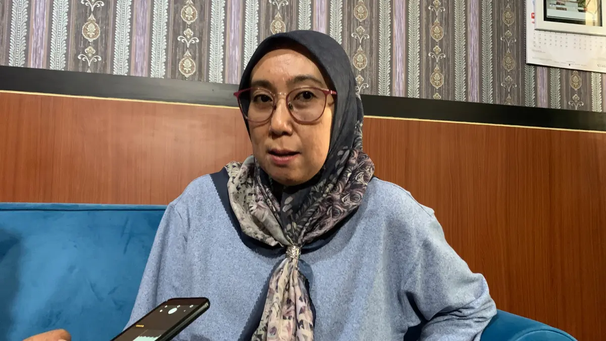 RINCI: Kabid Perberdayaan Perempuan dan Perlindungan Anak Dinsos Bondowoso, Hafidhatullaily memberikan penjelasan kepada awak media. (ham)