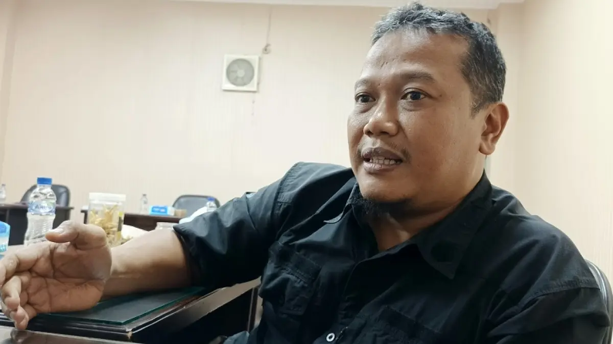 "Semangat Agustusan dan ekonomi warga tetap hidup, tapi ketertiban masyarakat juga harus dijaga, tidak bisa dinormalisasi terus-menerus." HANAN KUKUH RATMONO, Anggota DPRD dan Ketua Bapemperda DPRD Jember. (MAULANA/RADAR JEMBER)

