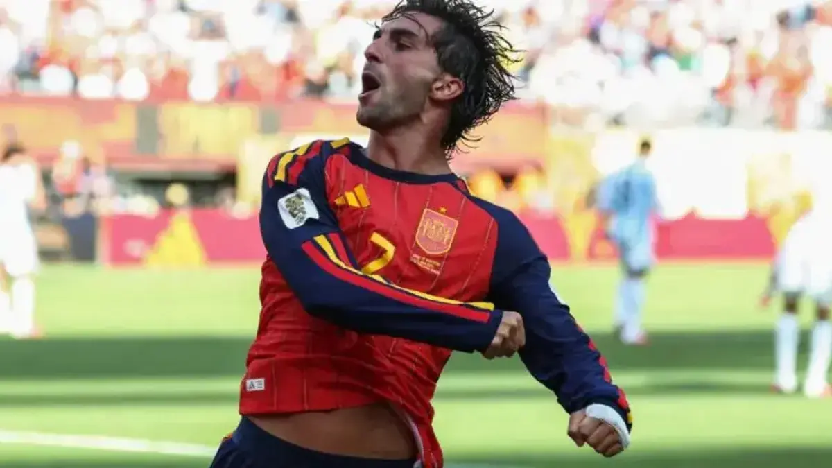 Ferran Torres resmi ke PSG.