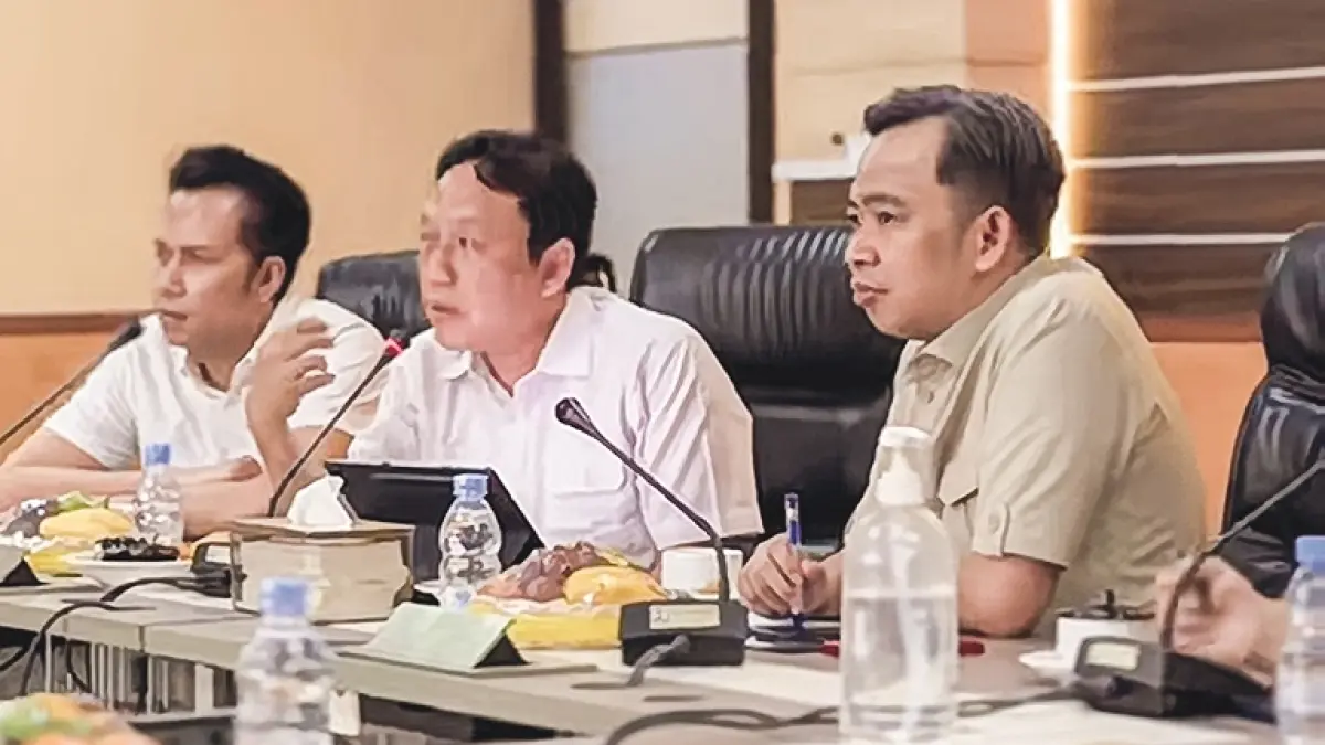 AUDIENSI: Bupati Gus Fawait saat bertemu dengan jajaran BBPJN Direktorat Jenderal Bina Marga Kementerian Pekerjaan Umum, di Kantor BBPJN Jatim-Bali, di Sidoarjo, (13/8). (Dok. Gus Fawait)