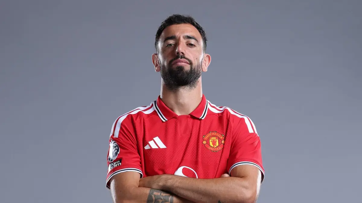 MANCHESTER, ENGLAND - AUGUST 18: Bruno Fernandes of Manchester United FC poses during the official Premier League 2026/27 Portrait session on August 18, 2026 in Manchester, England. (Photo by Mark Robinson/Getty Images)
