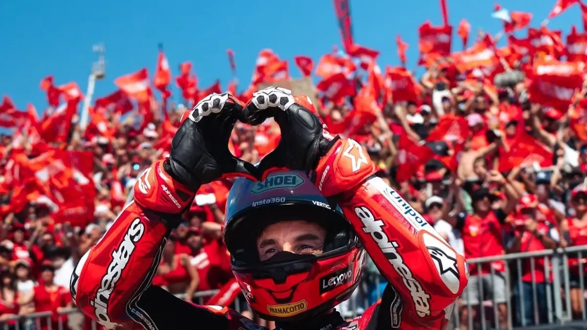 Selebrasi Marc Marquez di sirkuit Aragon, Minggu (30/8/2026). (instagram/marcmarquez93)