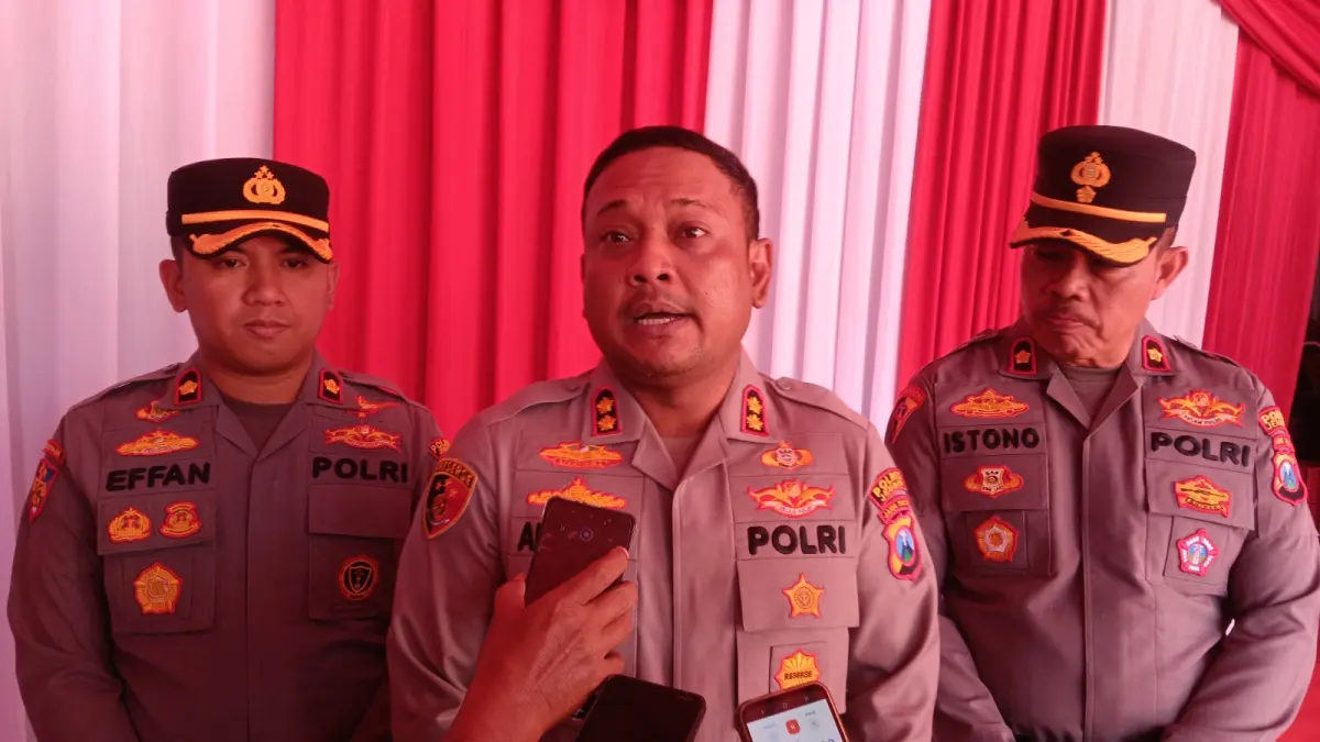 Kami minta masyarakat benar-benar sadar dan tidak main-main dengan api. Bencana karhutla ini dampaknya panjang, mulai dari merusak ekosistem, mengganggu kesehatan, sampai memukul roda ekonomi warga.” AKBP Alaiddin, Kapolres Jember. (M. ADHI SURYA/RADAR JEMBER)