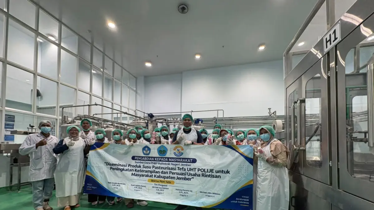 Dari Teori ke Praktik, Peserta PKM-TEFA POLIJE Simulasikan Produksi Susu Pasteurisasi di TEFA UHT