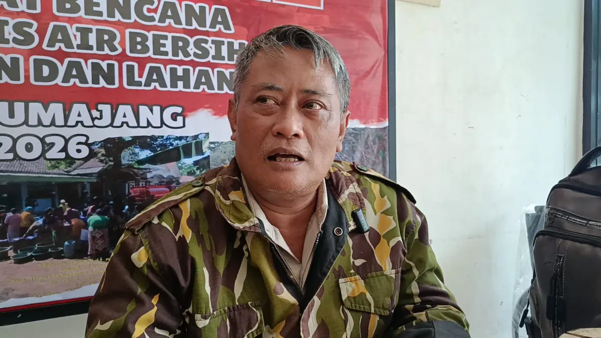 Masih perlu dilakukan tes DNA. Pihak keluarga korban saat ini sudah berada di Pos SAR Basarnas Surabaya untuk menunggu hasilnya." ISNUGROHO, Kalaksa Badan Penanggulangan Bencana Daerah (BPBD) Lumajang. (ATIEQSON MAR IQBAL/RADAR SEMERU)