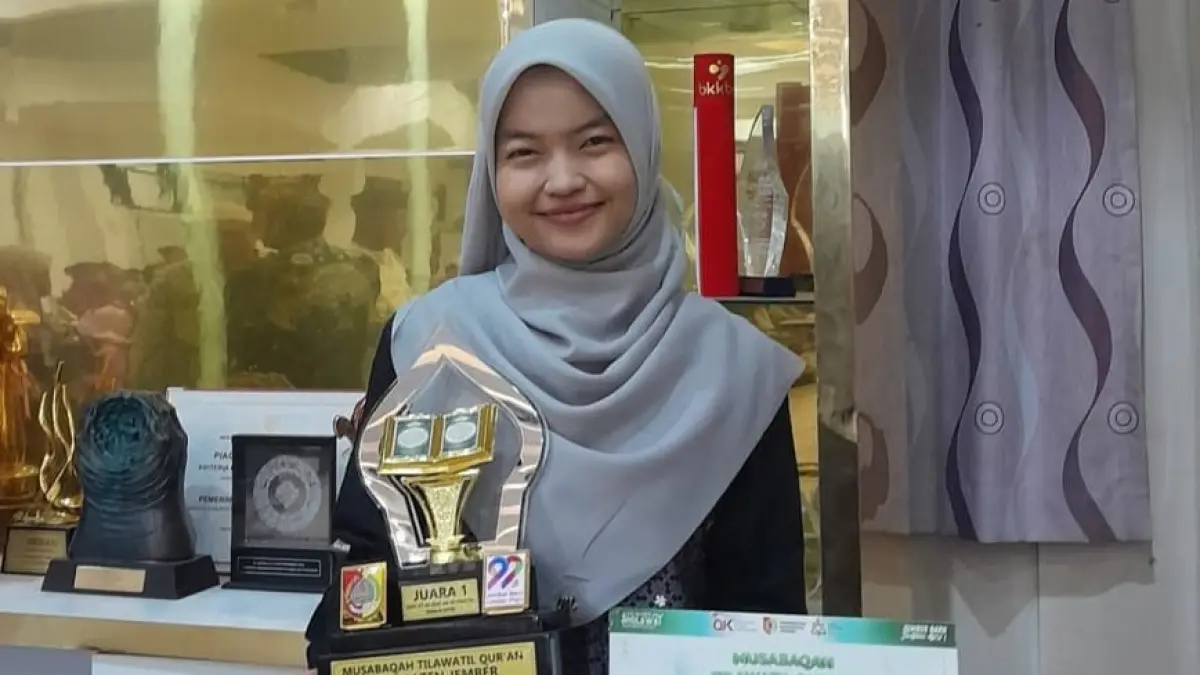 Kuasai Enam Riwayat, Mahasiswi UIN KHAS Jember Juara I Qiraat Murottal Sab’ah