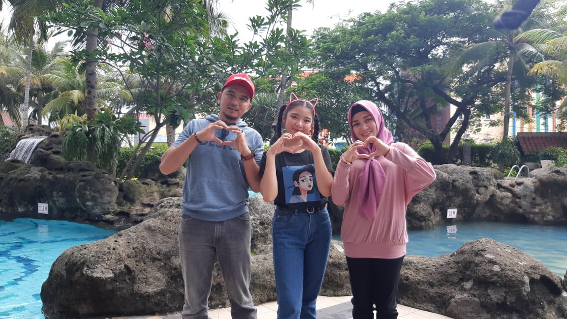 TERUS LATIHAN: Karateka Jember yang berlatih. Sementara itu, dalam persiapan Muskab Forki Jember, nama ayah Tiara Idol, Dedy Nugroho, masuk dalam bursa calon ketua.