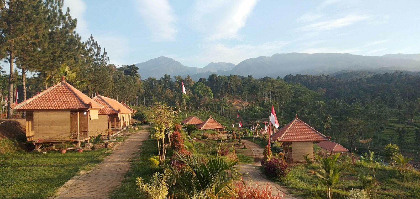 BAKAL MAKIN MERIAH: Sentuhan keindahan alam tentu dikelola dengan matang di tangan Kepala Desa Badean Purnanto. Ke depan, wisata ini akan memiliki fasilitas lebih lengkap.