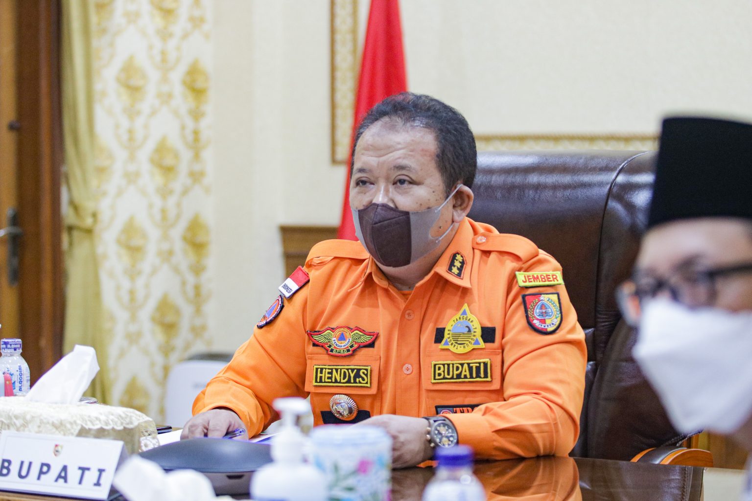 “Takbir keliling, baik dengan arak-arakan pejalan kaki maupun pengendara motor, ditiadakan.”  Hendy Siswanto  Bupati Jember