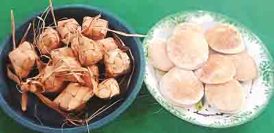 DIPAKAI SELAMATAN: Ketupat dan serabi menjadi hidangan selamatan warga Maesan. Mereka meyakini bahwa doa dan memberi serabi serta ketupat dapat mencegah penyakit.