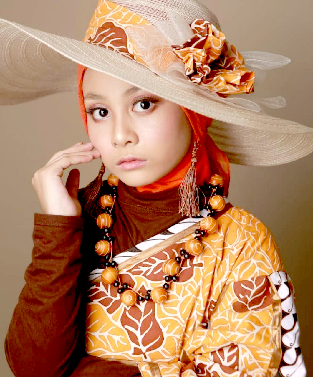 CANTIK dan bertalenta. Dua hal ini tergambar jelas dalam sosok Nafisa Ramadhani Setiawan. Di usianya yang masih belia, ia sudah menjalani debut karirnya di dunia entertain sebagai artis sekaligus model.