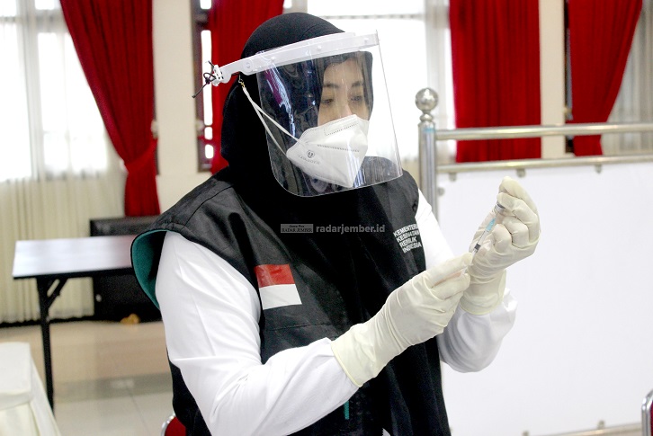 SEMAKIN MASIF: Giat vaksinasi terus diberlakukan kepada seluruh elemen masyarakat. Kini giliran segmen ibu hamil yang tengah dipersiapkan.