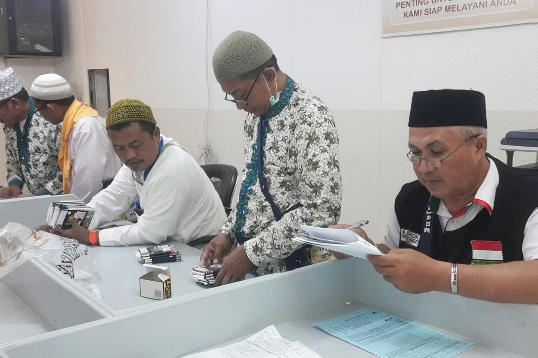 “Jika sampai saat dibukanya umrah nanti Sinovac tidak diperkenankan, Kemenag masih mengupayakan komunikasi dengan Kementerian Kesehatan untuk vaksinasi jenis booster.” Ahmad Tholabi - Kasi Haji dan Umrah Kemenag Jember
