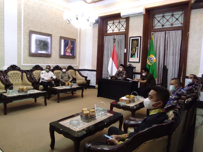 VIRTUAL: Proses praasesmen Ijen Geopark dilakukan secara daring, kemarin. Awal tahun depan, tim penilai UNESCO bakal datang langsung ke Bondowoso.