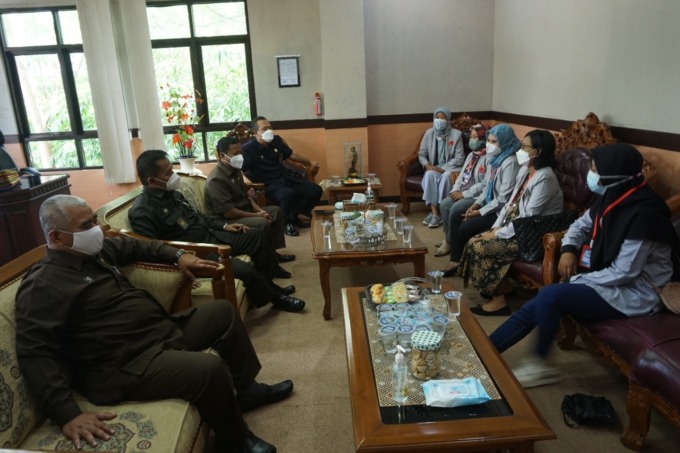 SINERGI: PA Jember dan GPP Jember membahas seputar pendampingan hukum terhadap perempuan dan anak, baru-baru ini.