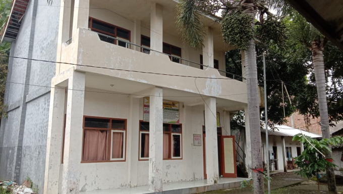 BELUM DIBUKA: Di tengah gencarnya SMP swasta yang bersaing untuk mendapatkan siswa, ternyata juga ada yang belum memulai PPDB seperti SMP Plus Walisongo, Wirowongso, Jember.