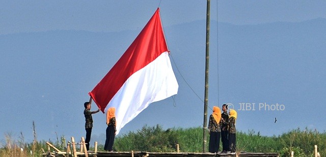 Bendera Merah Putih atau kerap disebut Sang Dwi Warna Terinspirasi dari warna bendera kerajaan Majapahit