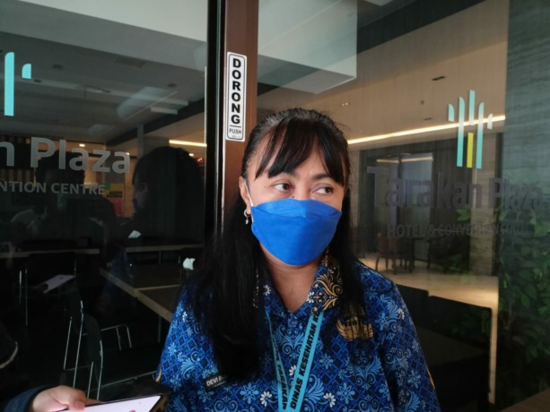 Caption: Plt. Kepala Dinas Kesehatan Kota Tarakan, dr. Devi Ika Indriarti, gelar vaksinasi rubella pasca Covid-19
