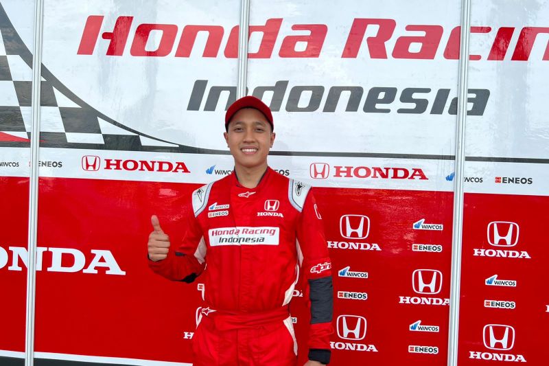Caption Foto : Pebalap muda Tim Honda Racing Indonesia, Avila Bahar.