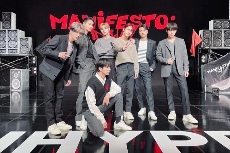 Caption Foto :  Grup K-pop ENHYPEN