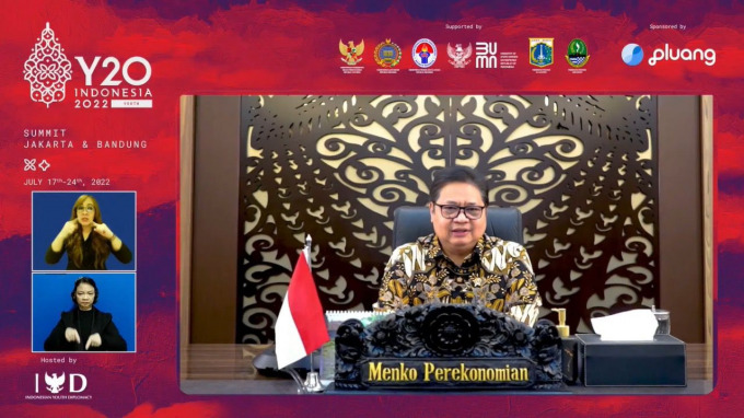 VISIONER: Menko Bidang Perekonomian Airlangga Hartarto ketika memberikan keynote speech secara virtual dalam kegiatan KTT Y20 Presidensi G20 Indonesia: Closing Ceremony, Jumat (22/07).