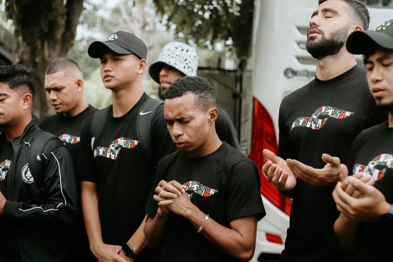 Caption Foto : Skuad PSS Sleman yang akan bertolak ke Kediri