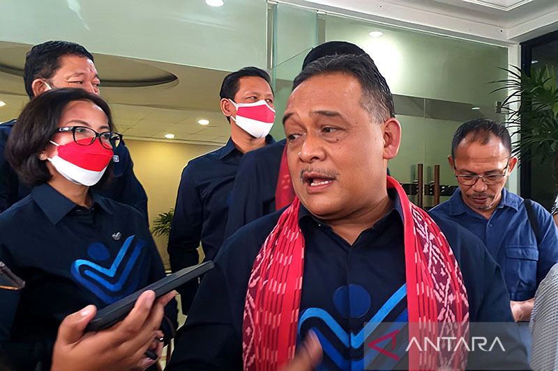 Caption Foto : Kepala Badan Pelindungan Pekerja Migran Indonesia (BP2MI), Benny Rhamdani. ANTARA/Karel A Polakitan/pri.