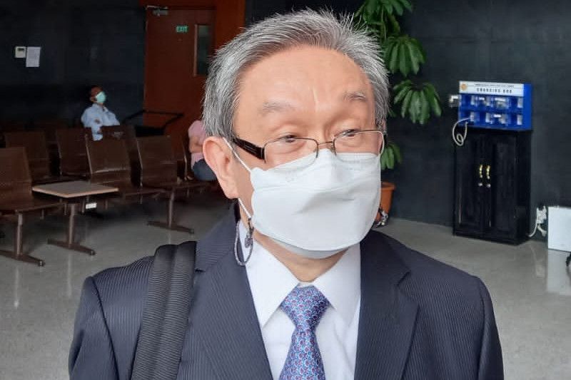 Caption Foto :  Maqdir Ismail selaku penasihat hukum Tim Asistensi Menteri Koordinator Bidang Perekonomian RI Weibinanto Halimdjati alias Lin Che Wei di Pengadilan Tindak Pidana Korupsi (Tipikor) Jakarta, Rabu (24-8-2022).