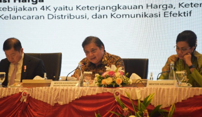 INDONESIA BANGKIT: Menko Bidang Perekonomian Airlangga Hartarto dalam Konferensi Pers Nota Keuangan dan RUU APBN 2023 di Jakarta, Selasa (16/08).